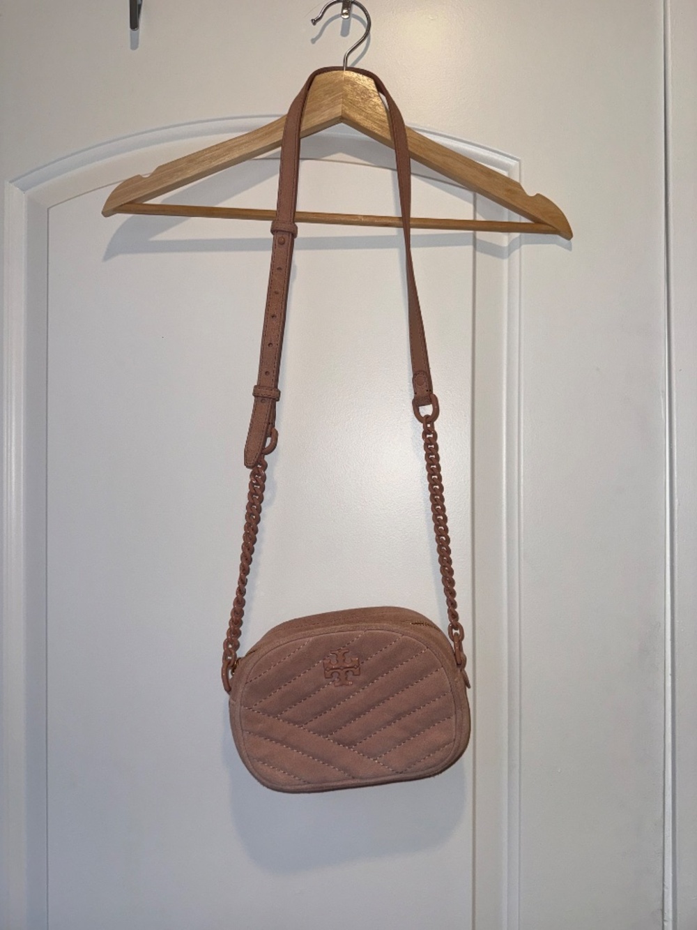 Tori Burch Kira Chevron Bag - Picture 2 of 4